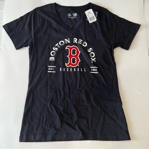 NWT Women's Navy Blue Boston Red Sox V-Neck Tee- Size M